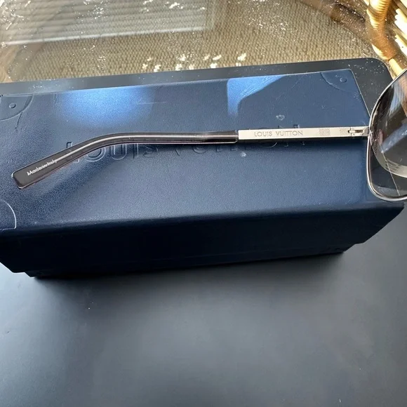 Louis Vuitton Attitude Pilote Sunglasses